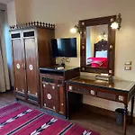 Authentic Arabesque 4Br Apt In Downtown - Mint Stays 36